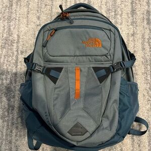 The North Face Large Recon Flexvent Backpack Laptop Padded - School/College